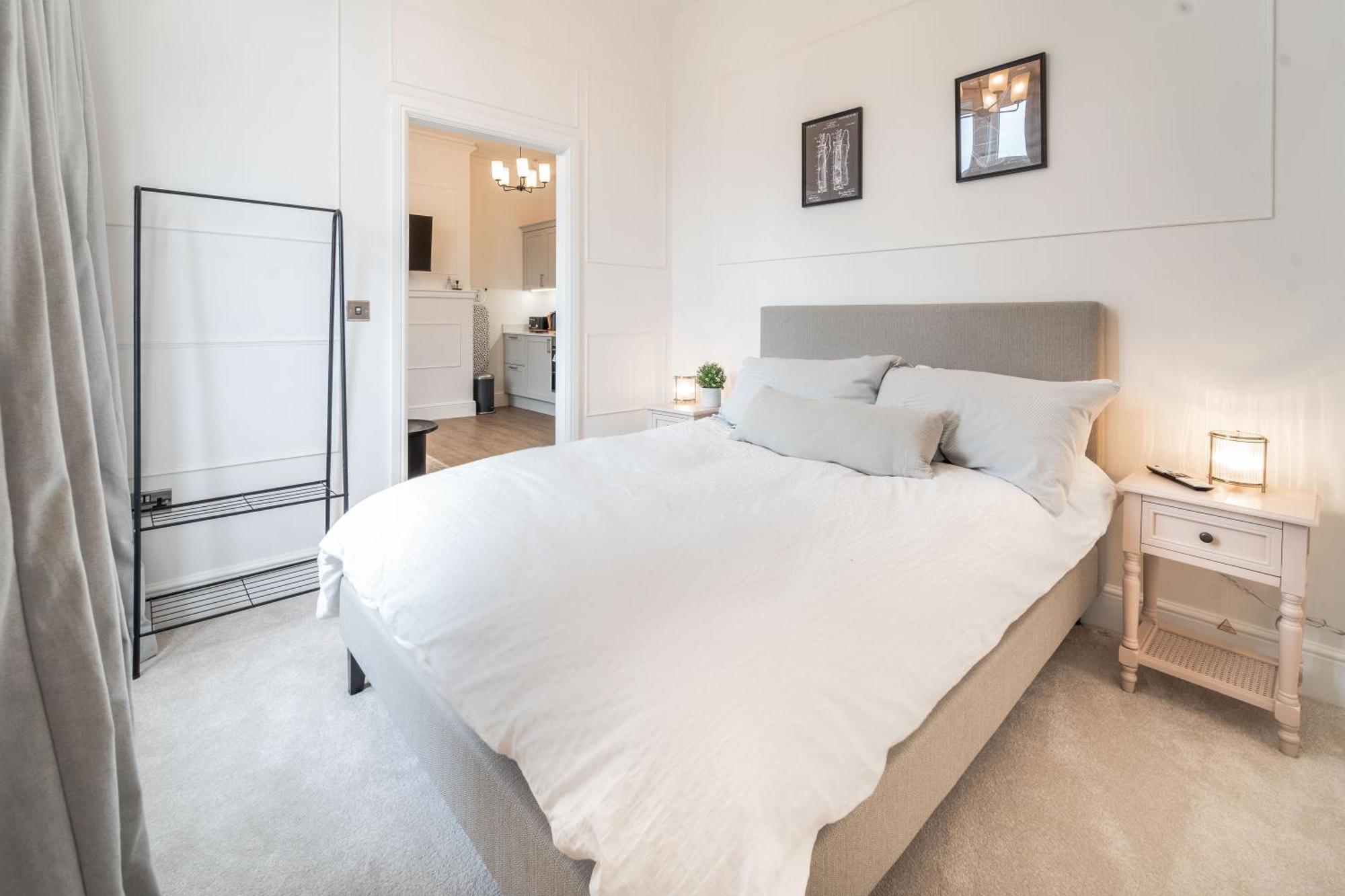 2 The Quadrant Luxury Apartments - Hoylake Exterior foto